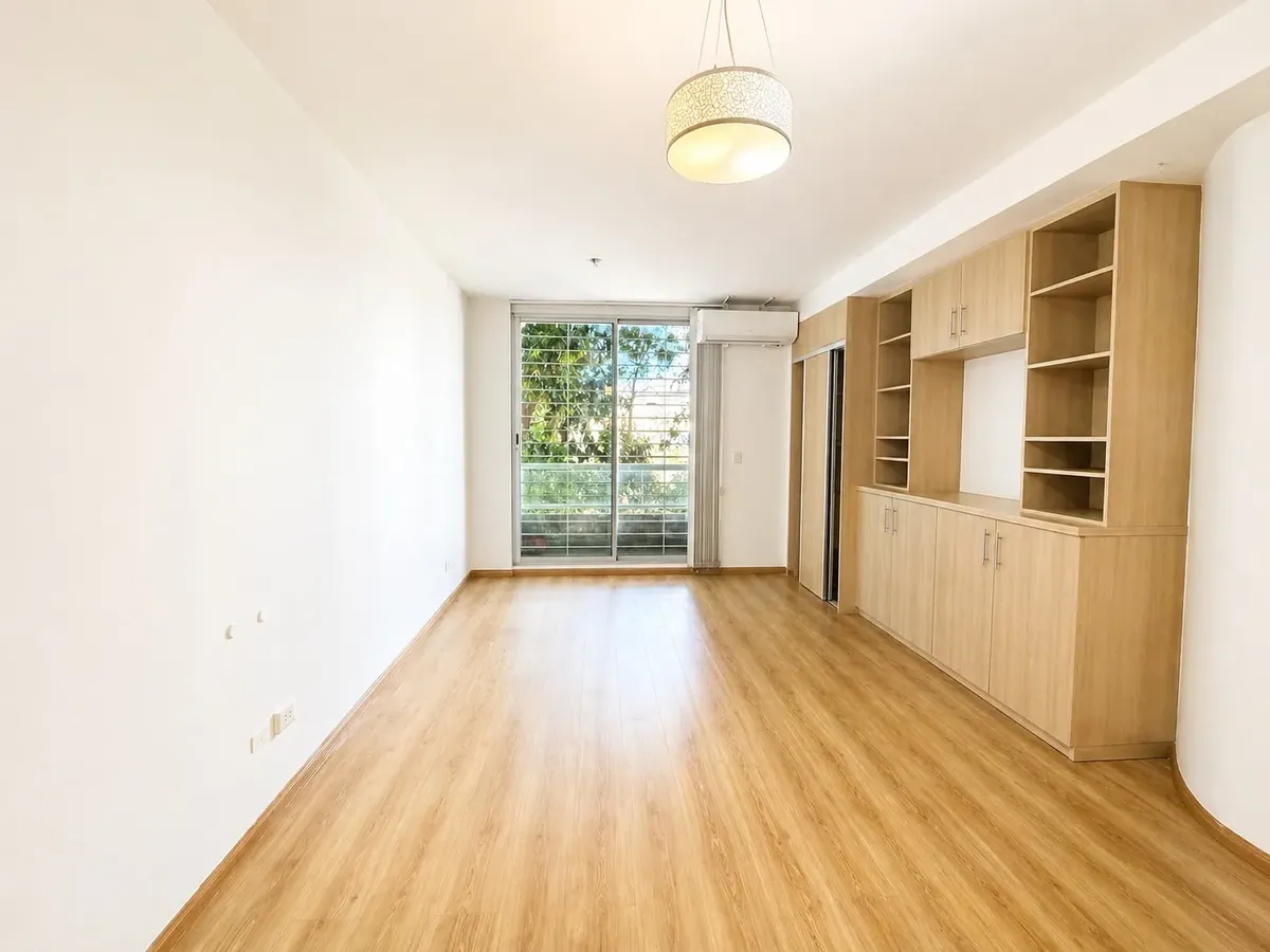 Kitnet com varanda em Villa Urquiza