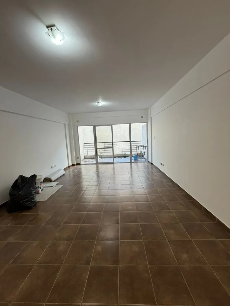 Monoambiente Divisible Con Gran Balcón En Villa Del Parque