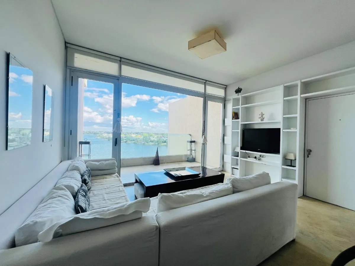 Duplex amoblado con terraza y pileta