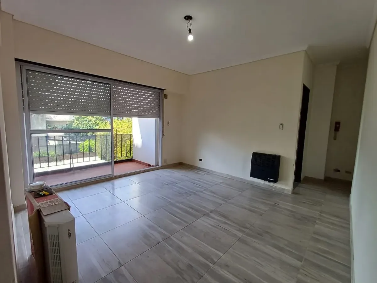 Hermoso Departamento En Villa Del Parque Contrafrente Con Patio Y Lavadero