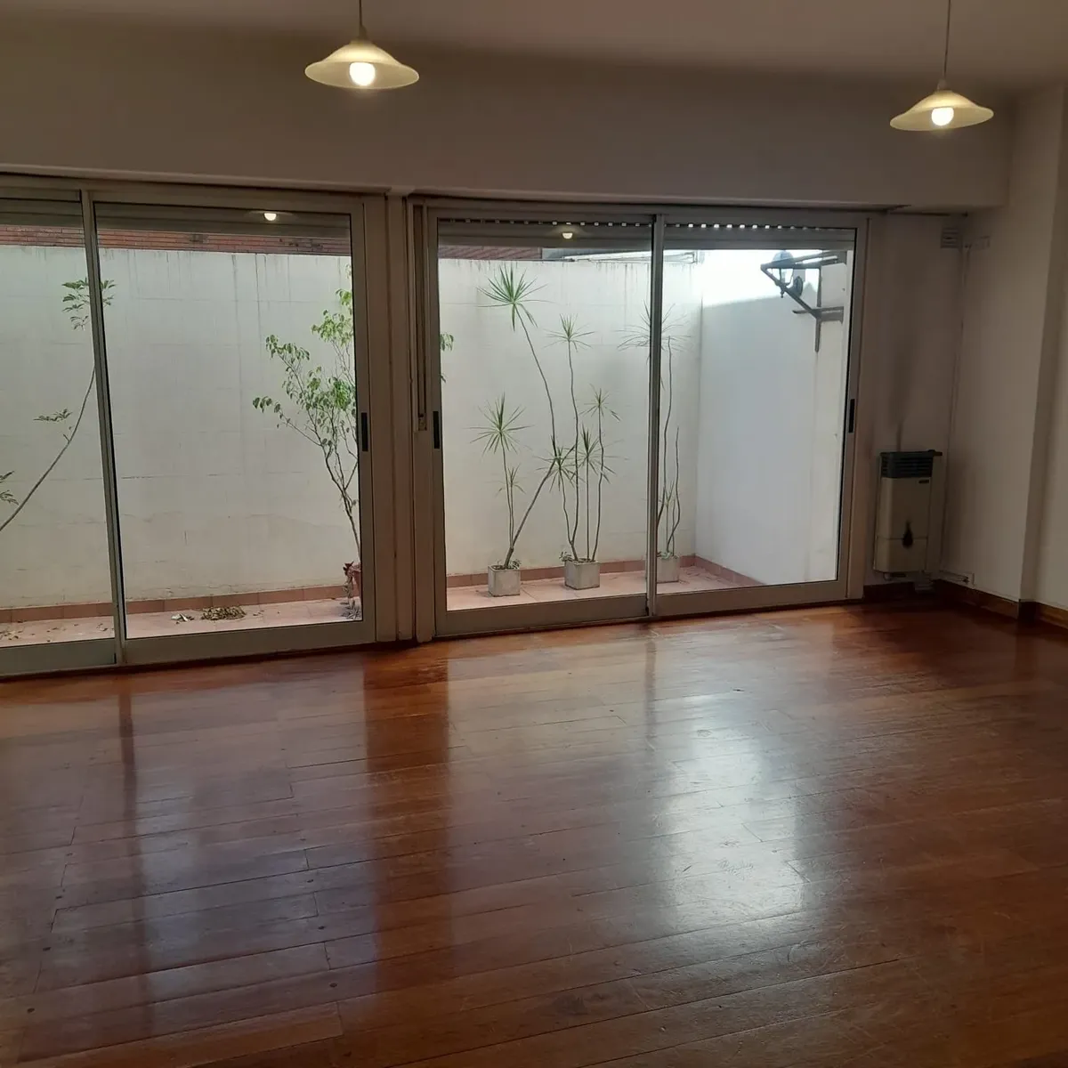 Alquiler - Recoleta - Arenales 2900 - Amplio 2 Amb C/balcon Aterrazado - $1.100.000 - Expensas Incluidas