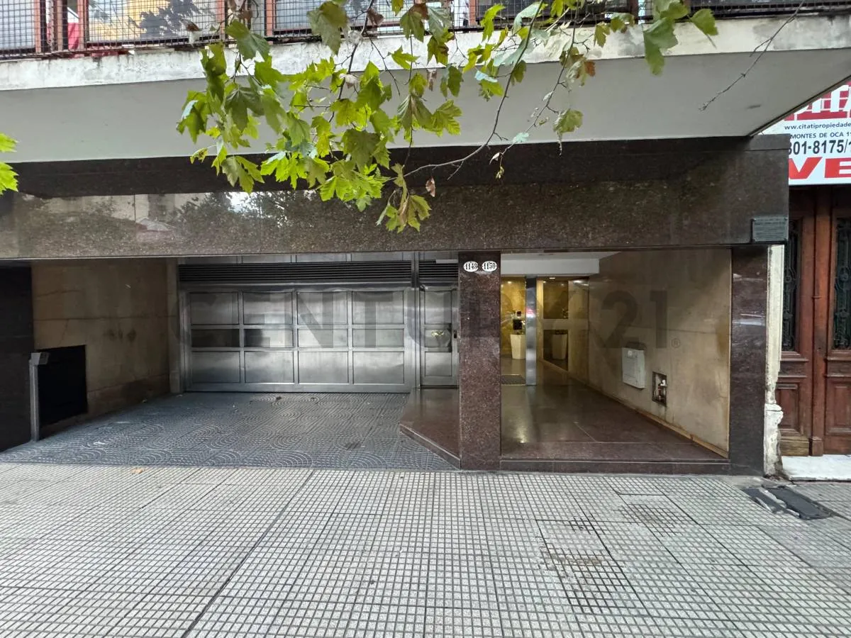 Alquiler - Depto 3 Ambientes - Cocina Independiente - Balcon En Barracas
