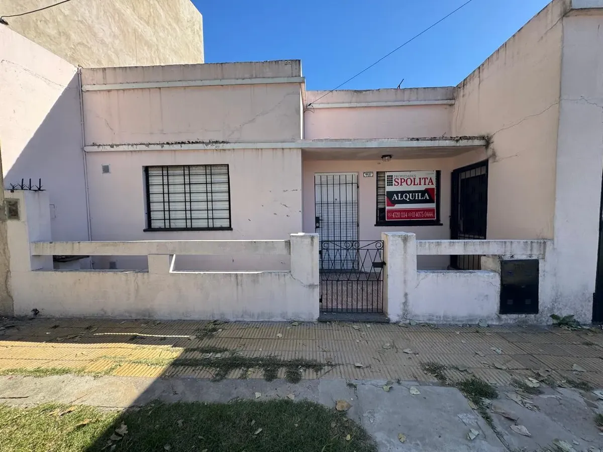 Casa de 2 ambientes en José León Suárez