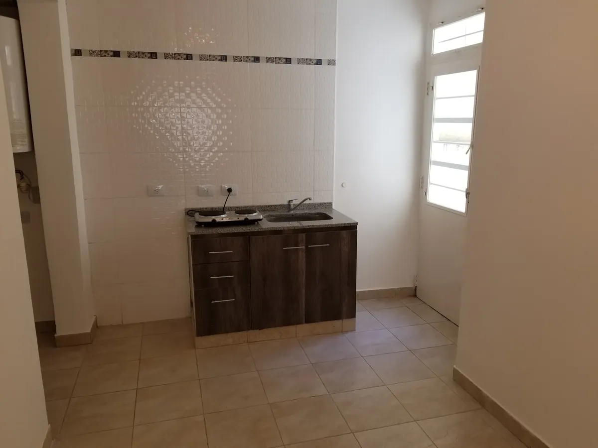 Departamento En Parque Chas, Sin Expensas