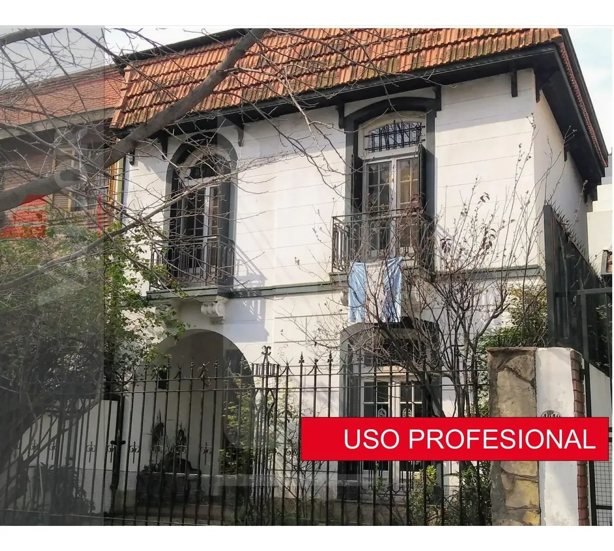 Four-bedroom apartment house in Villa Urquiza