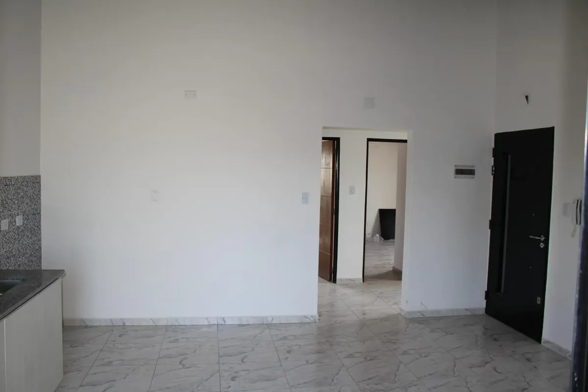 Alquiler Departamento 3 Ambientes Con Dos Patios - Sin Expensas - Apto Mascotas
