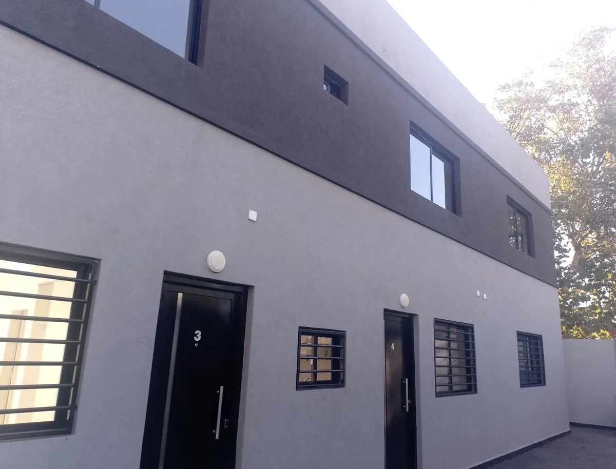 Alquiler De Monoambiente A Estrenar, 1° Piso