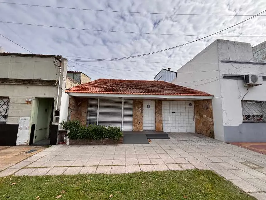 House with 3 bedrooms and garden