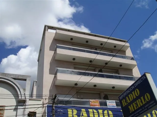 Excelente Departamento De 2 Ambientes Contrafrente A 2 Cuadras Estacion Merlo