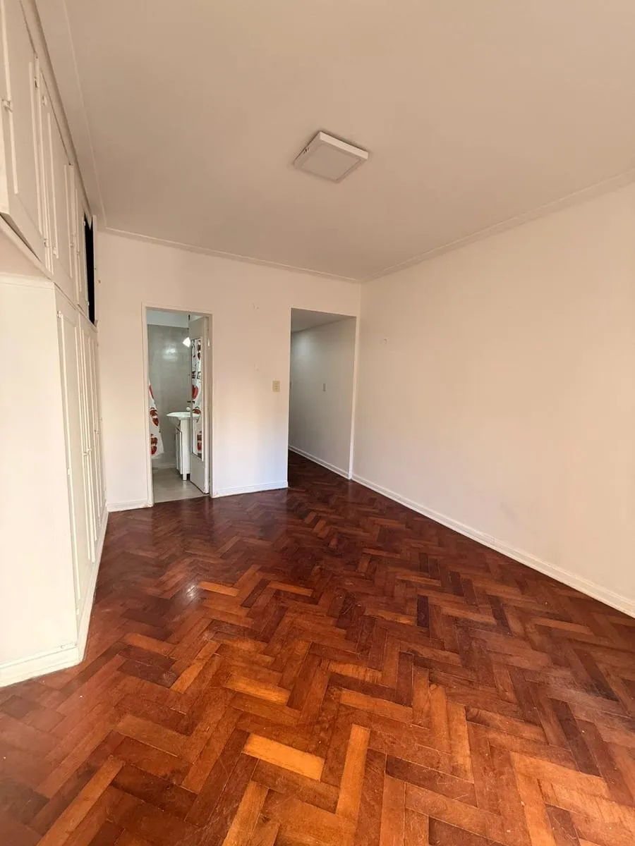 Unfurnished studio apartment in Recoleta