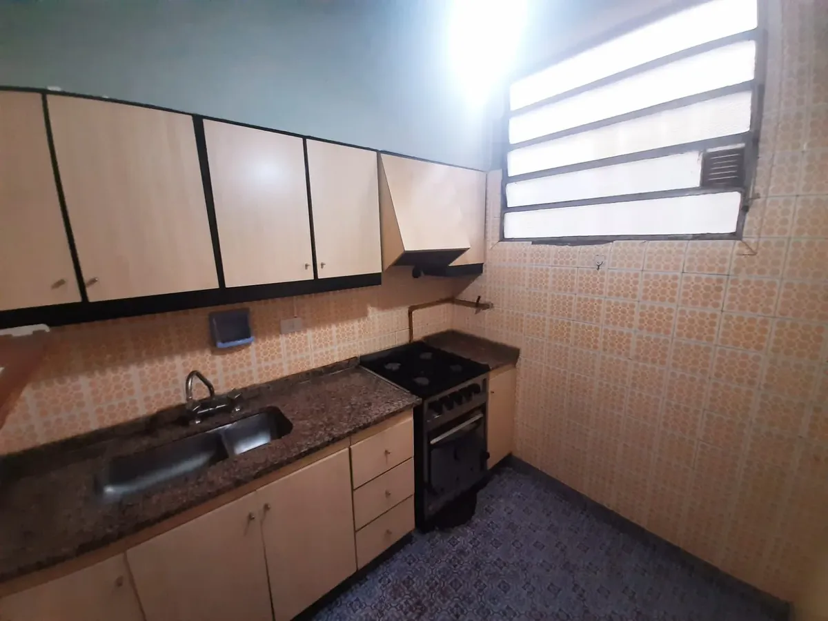 Departamento De 3 Amb. En Planta Baja C/patio