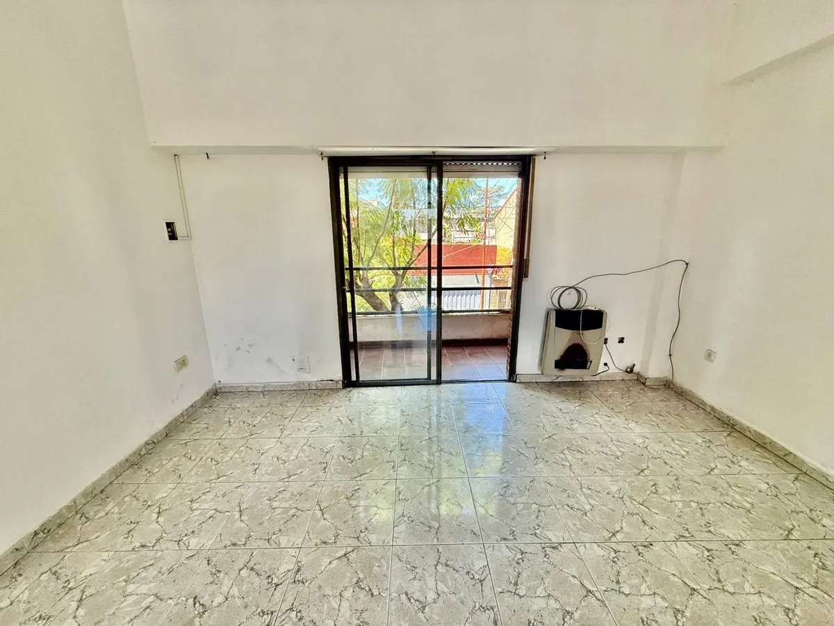 Alquiler Departamento 3 Ambientes En Bernal