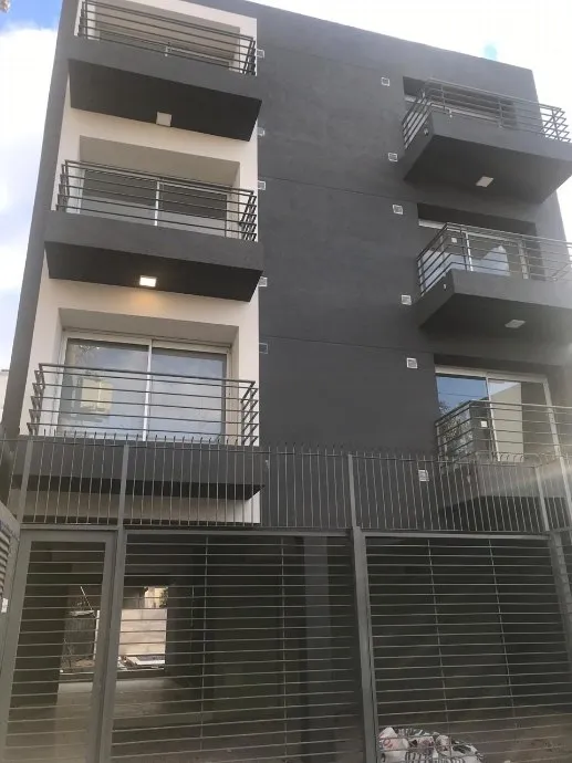 Departamento En Alquiler En Bernal Centro