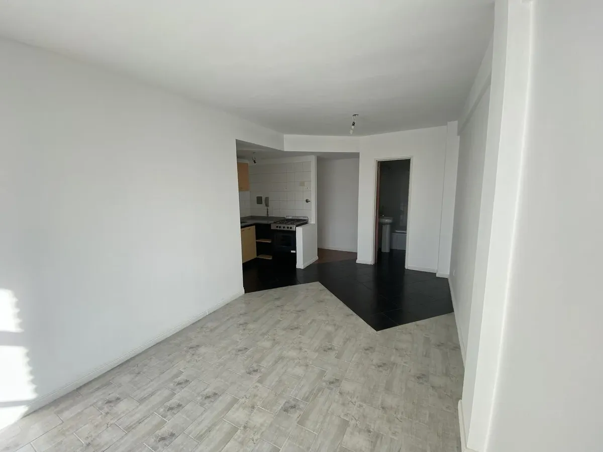 Departamento Monoambiente En Muy Buena Ubicacion En Alquiler