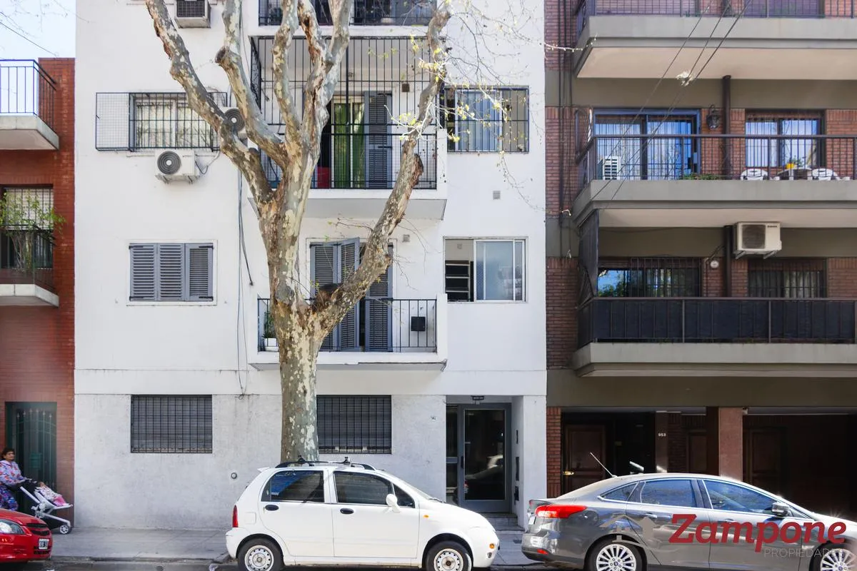 Departamento En Alquiler De 2 Ambientes Mucha Amplitud Y Luz - Boedo