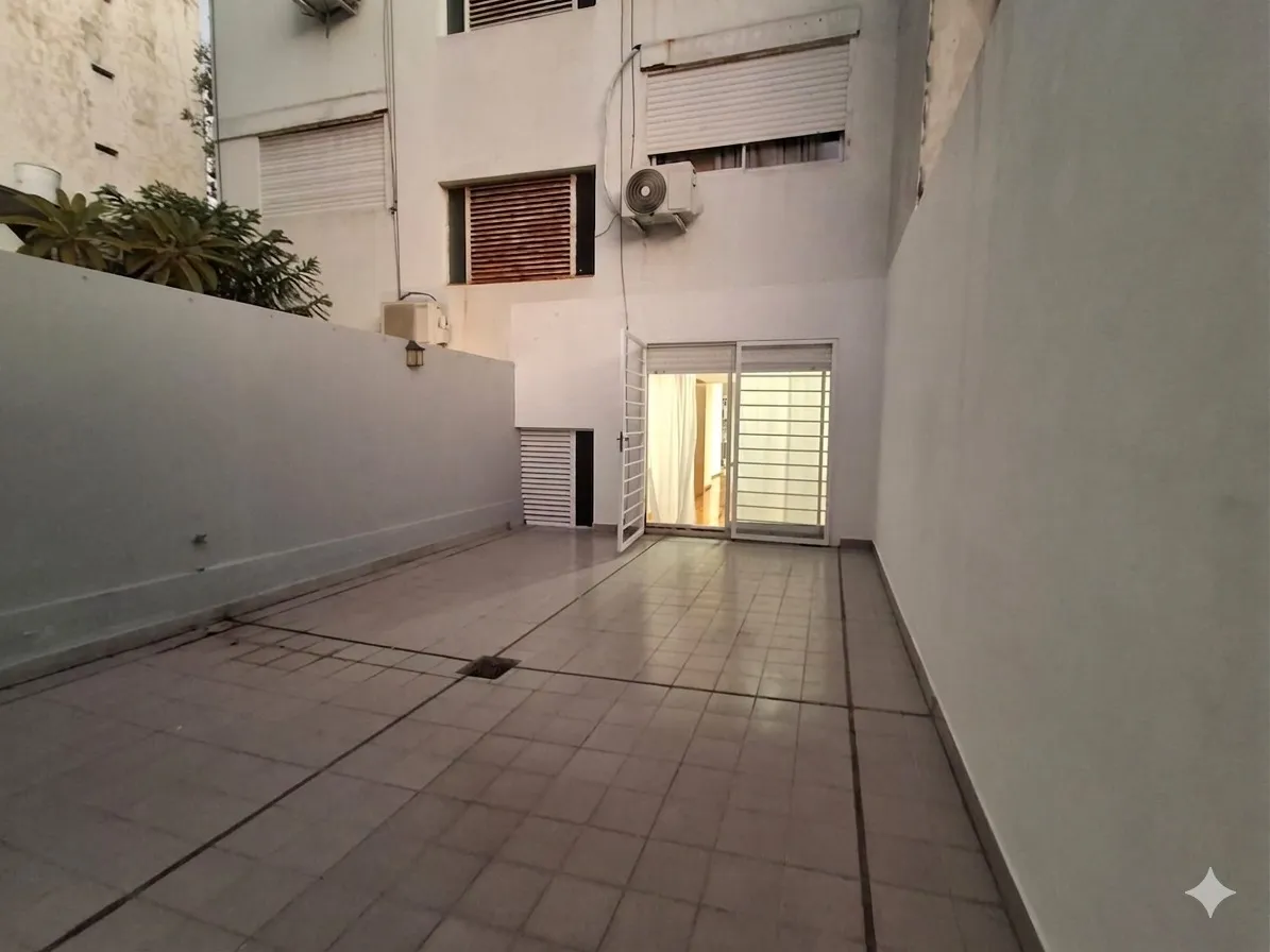 2 Ambientes| Alquiler, Flores | Excelente Estado C/patio