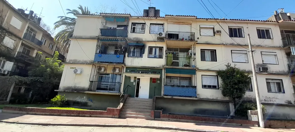 Two-room apartment in Ciudad Jardín