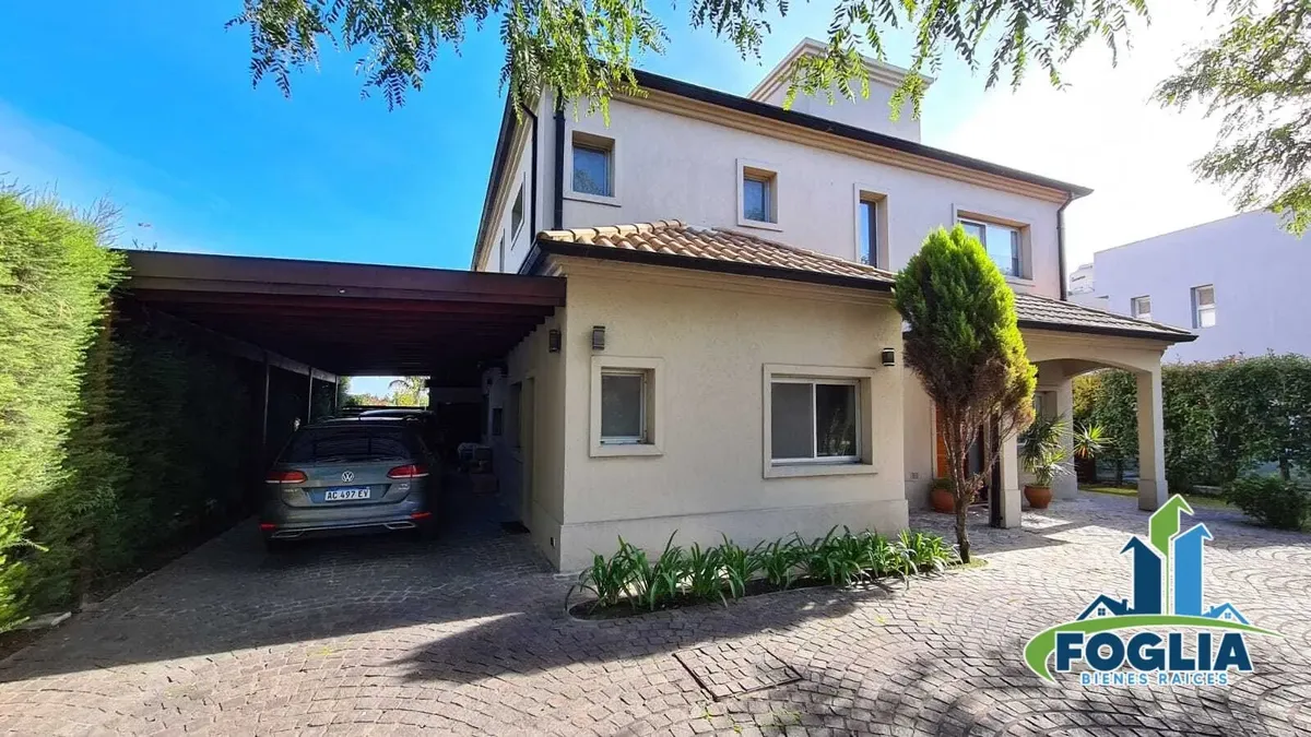 Casa En Alquiler Amoblada | Vista Al Golf | San Isidro Labrador