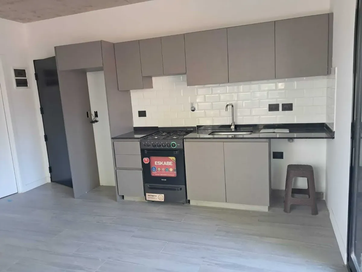 Departamento Semipiso En Alquiler Ubicado En San Martin, G.b.a. Zona Norte, Argentina