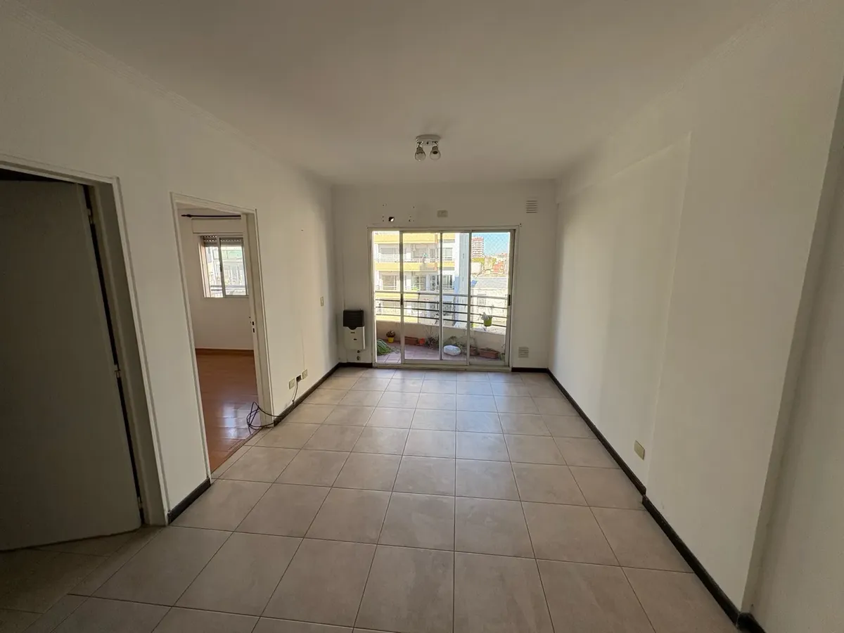 Departamento 2 Ambientes Con Balcon - Boedo