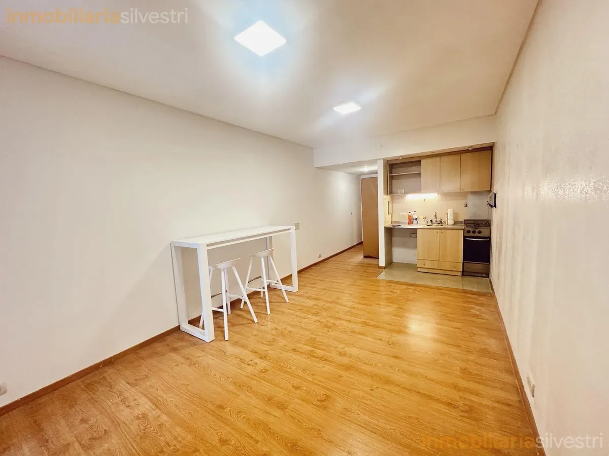 Apartamento de dois ambientes com 1 dormitório em Retiro