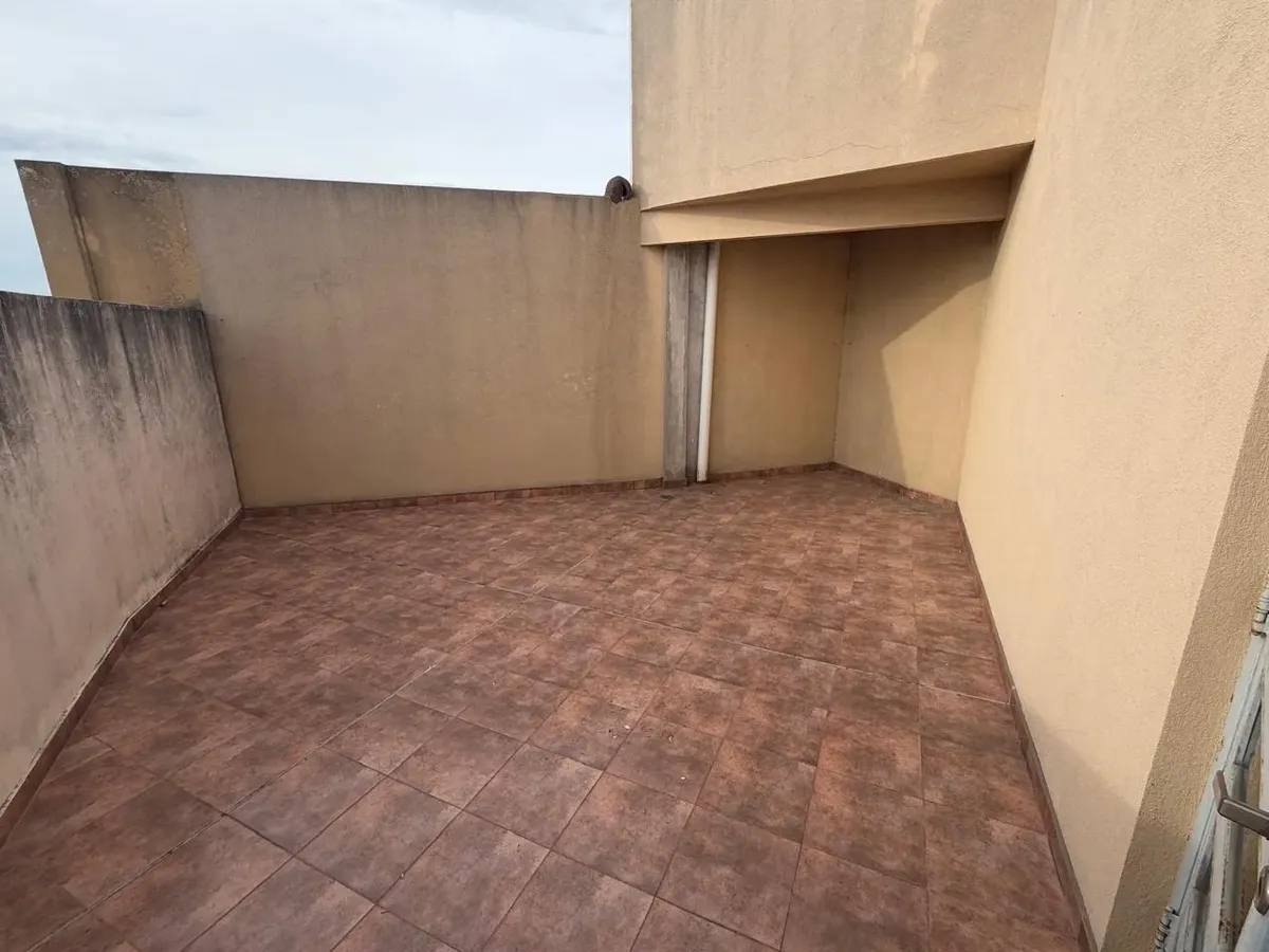 Two-room apartment with balcony in Tres de Febrero