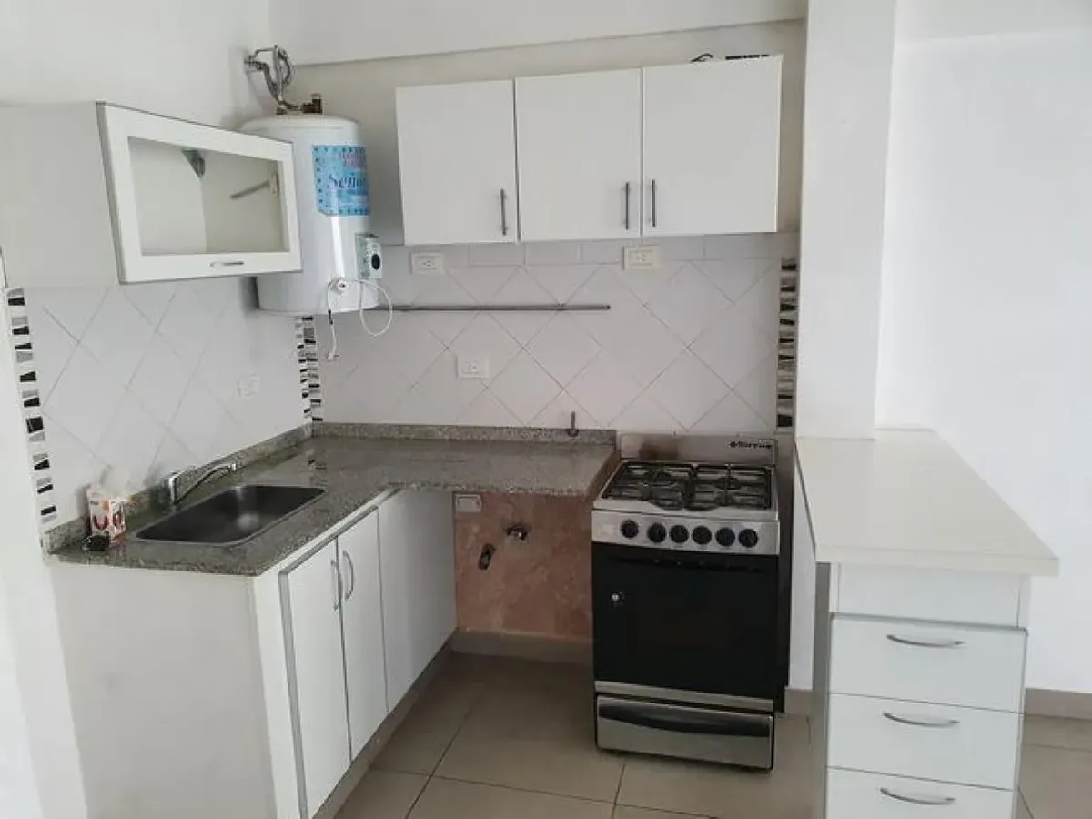 Departamento 2 Amb C/balcon Santos Vega Fte Villa Bosch