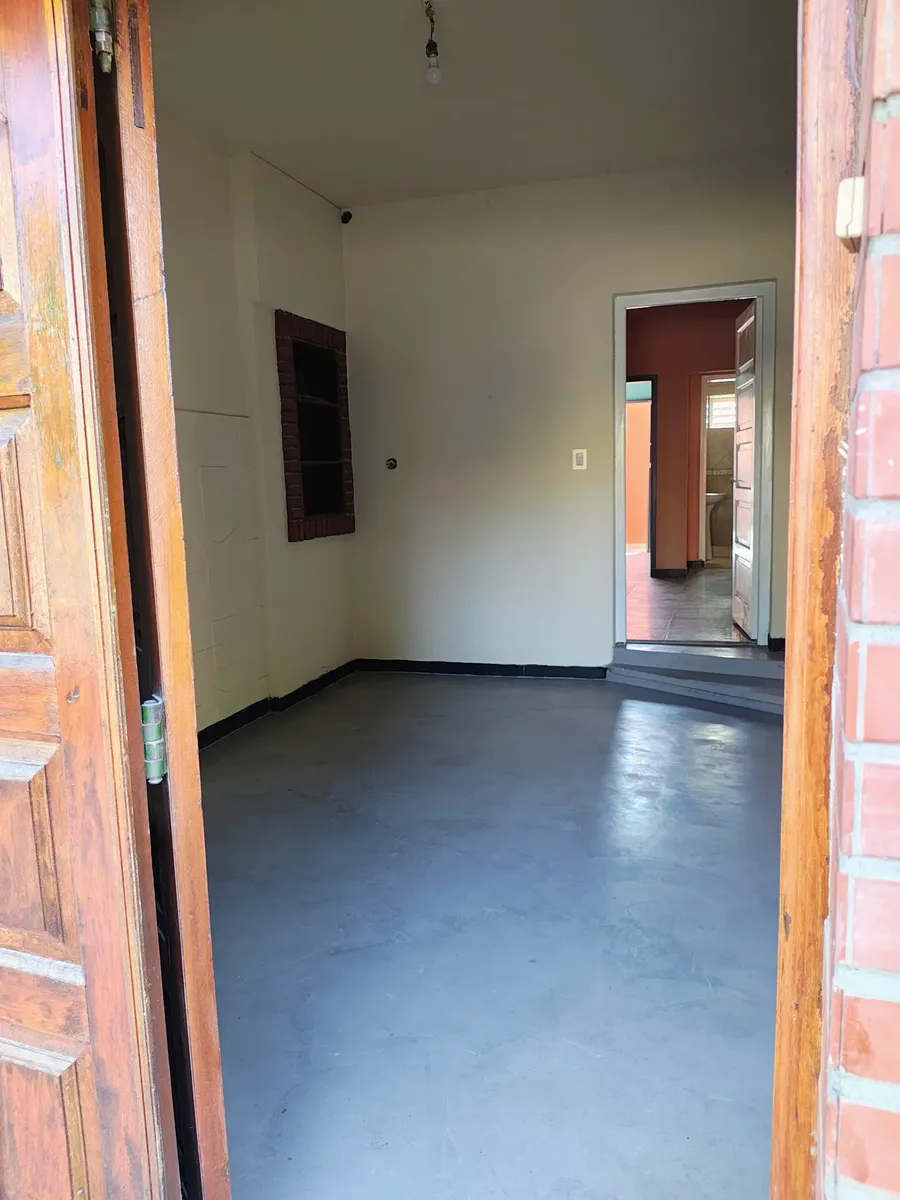 Alqui Ph 2 Ambiente+ Cuarto Y Cochera Pequeña Sin Expensas,listo P Habitar
