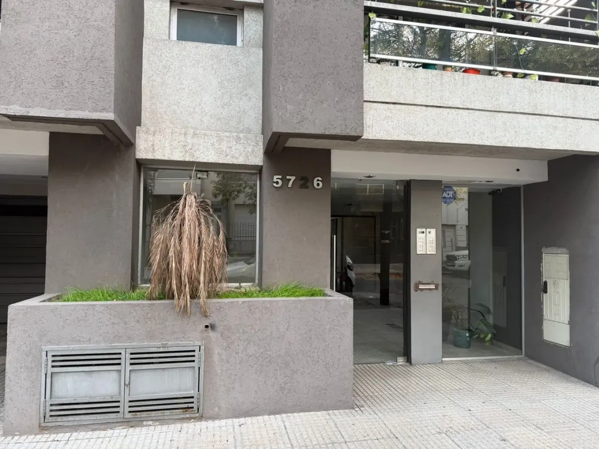 Alquiler De 3 Ambientes Con Cochera En Mataderos