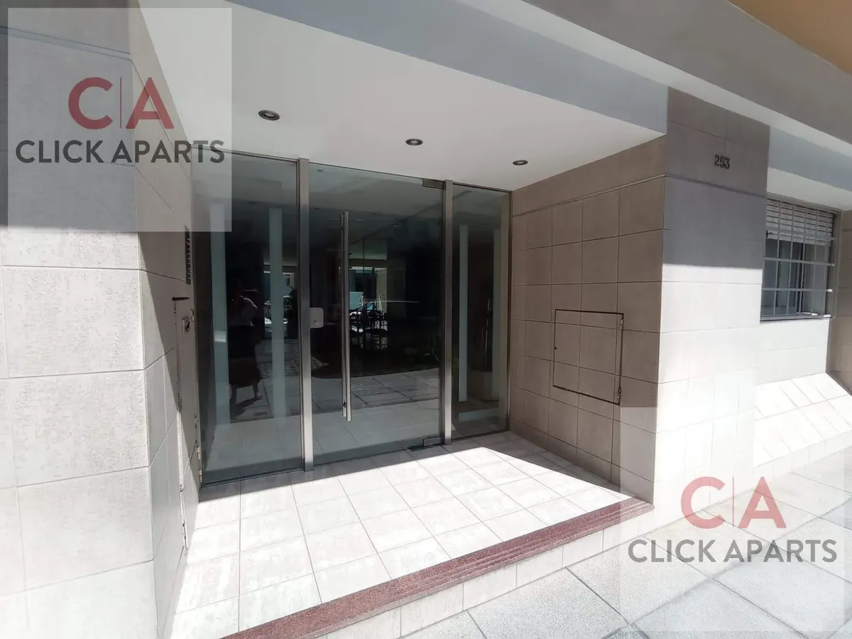 Alquiler - Oficina/ Vivienda Con Balcon | Amoblado - Apto Profesional - Villa Crespo