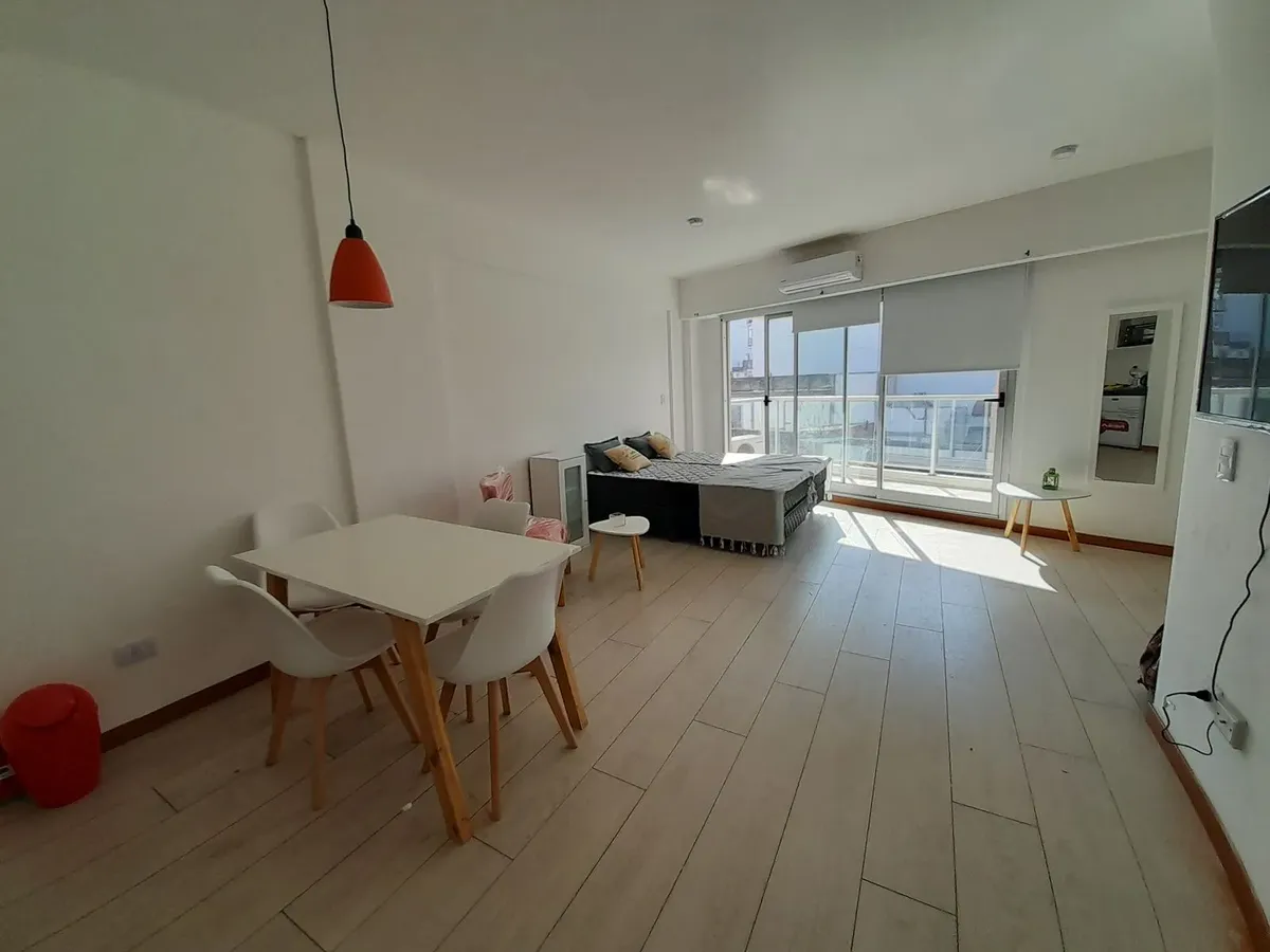 Alquiler Temporario Monoambiente Amoblado C/ Balcón - Soler 3300 - Recoleta