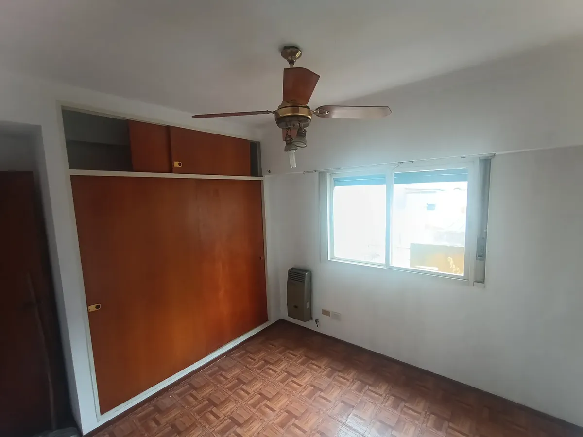 Alquilo 2 Amb Amplio Y Luminoso Si O Si Con Garantía Y Recibos