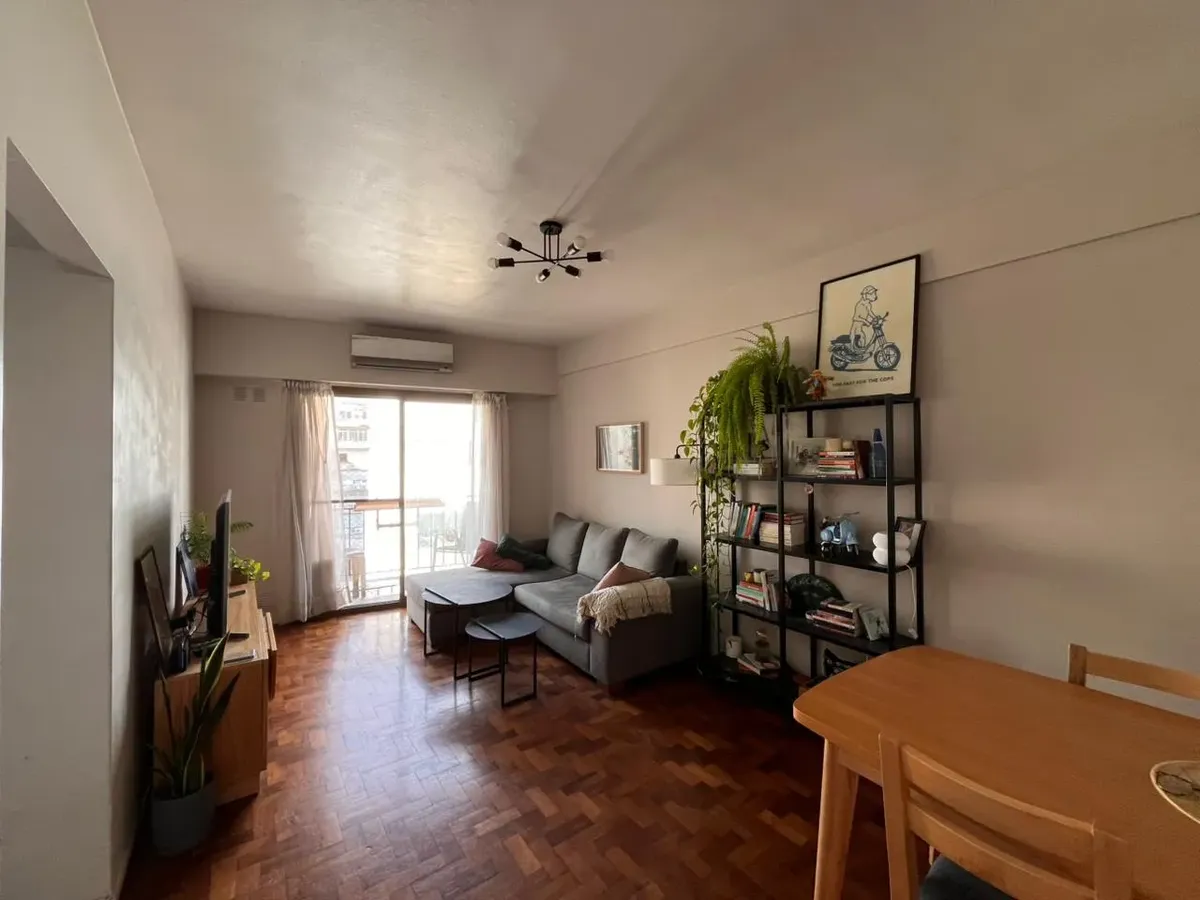High-floor apartment with balcony