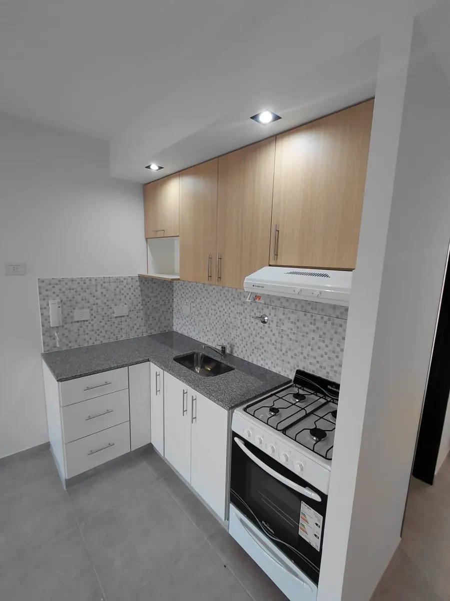 Apartamento de 1 quarto em Castelar