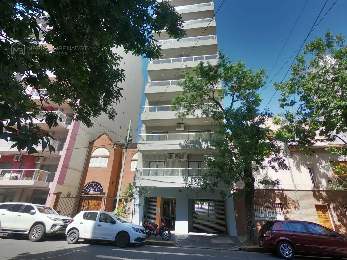 1-bedroom with balcony