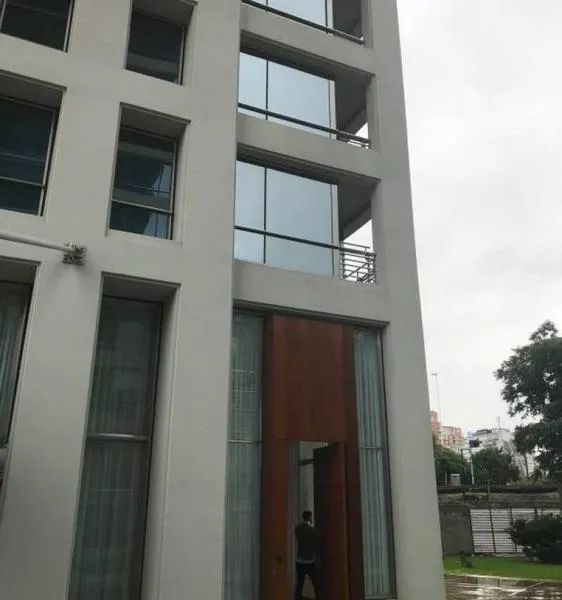 Alquiler Amoblad 2 Ambientes - Enorme Balcon - Vista Al Rio Increíble - Compl Al Rio - Vicente Lopez
