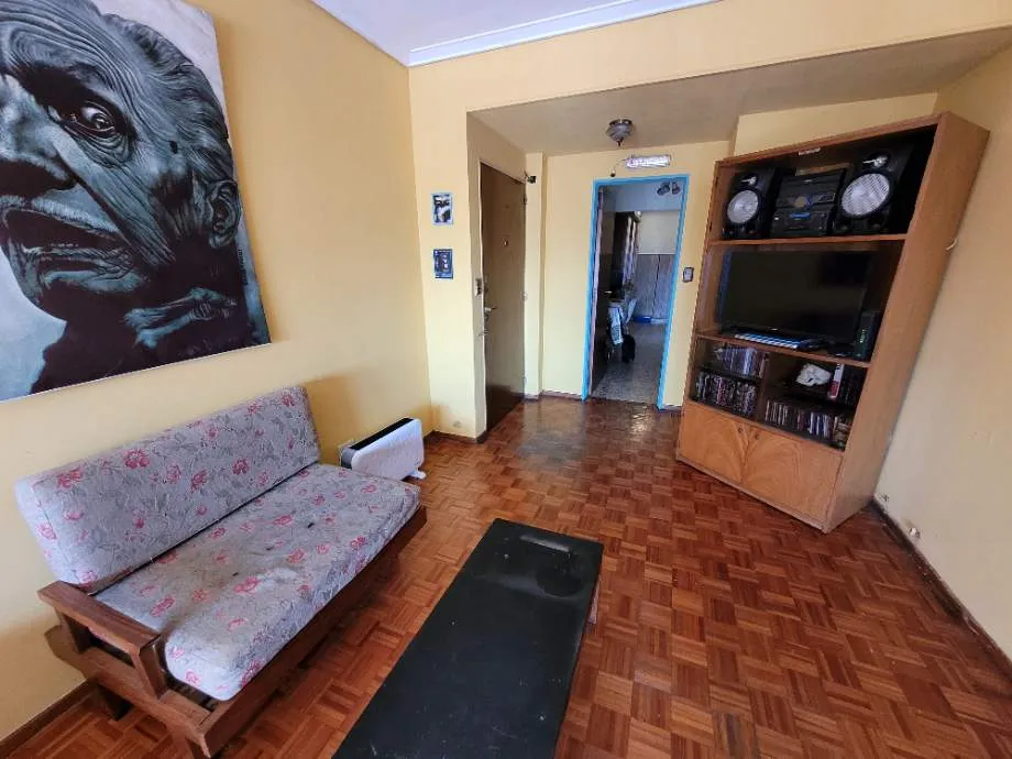 Apartamento de 2 dormitórios em Quilmes Centro