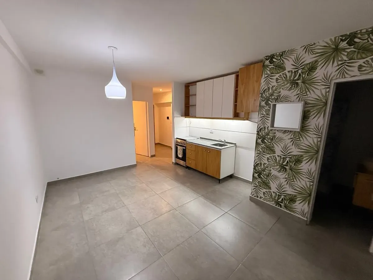 Apartamento de dois ambientes na Morón