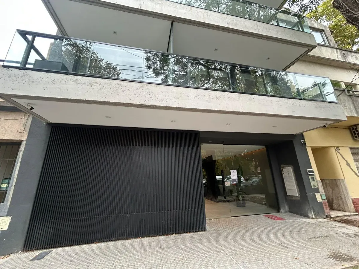 Monoambiente - Alquiler - Devoto - Apto Profesional - Balcon