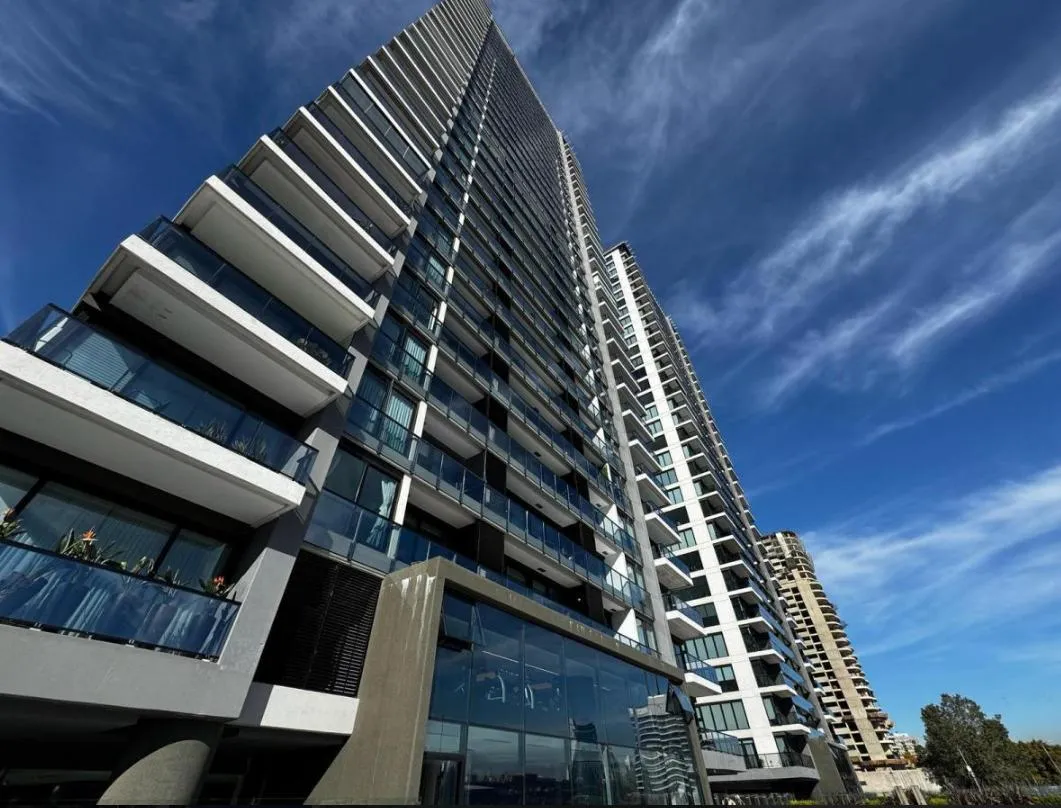 Alquiler De Departamento 2 Ambientes Amoblado Con Cochera En Puerto Madero | The Link Towers