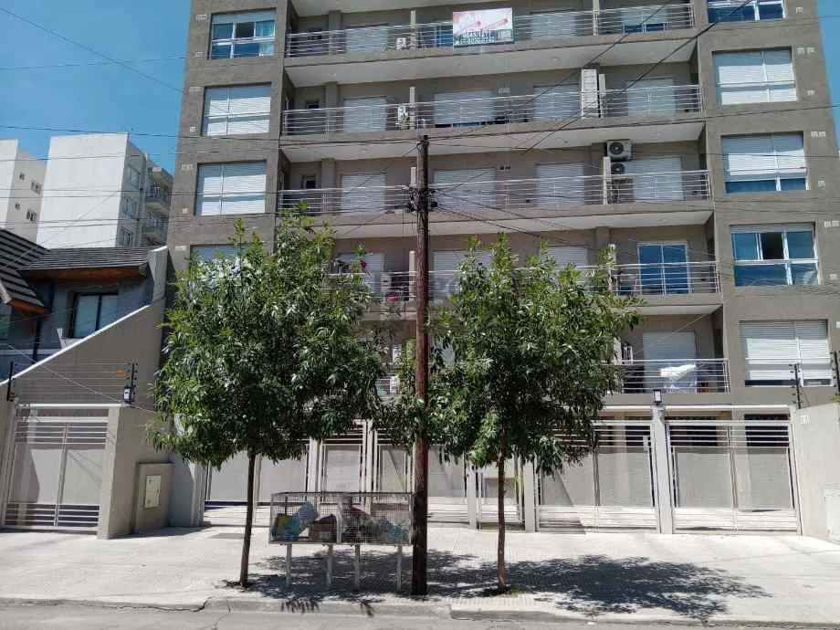 Departamento En Alquiler En Moron Centro
