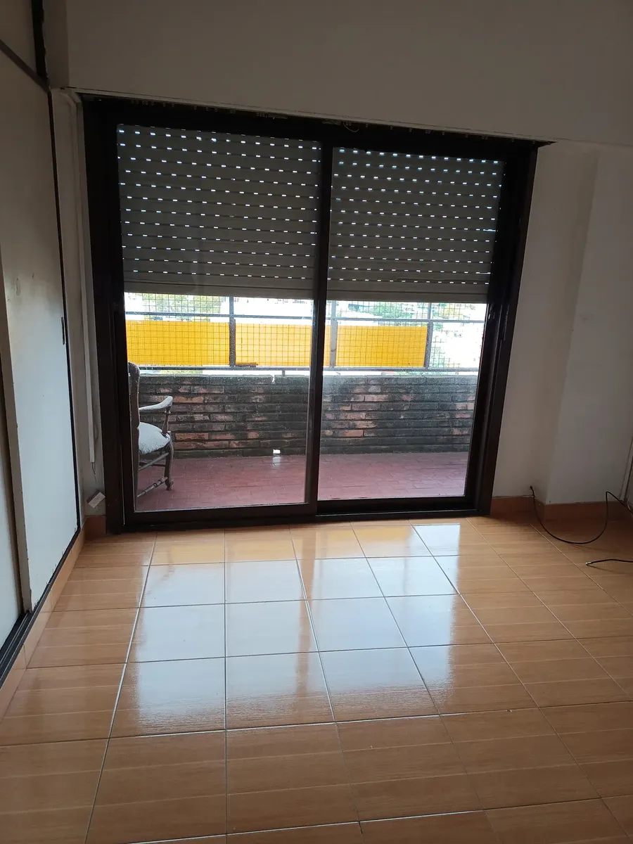 Excelente Departamento Con Cochera Floresta. Dueña Directa