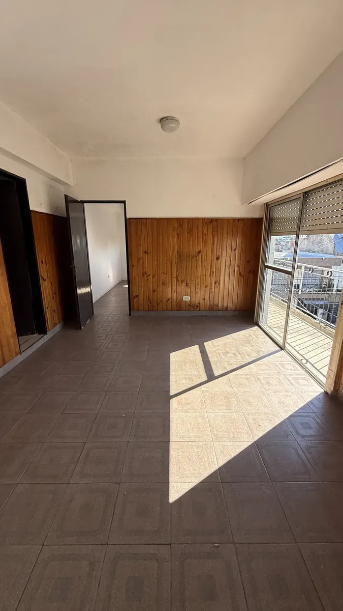 2 ambientes con balcón, San Justo