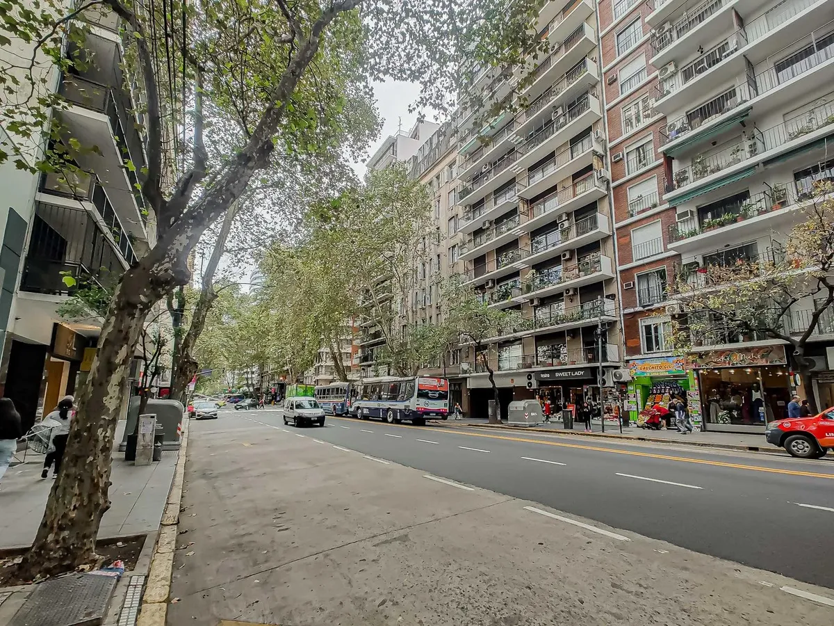 Reciclado A Nuevo De Revista. Contrafrente - Suite - Vestidor - Cochera