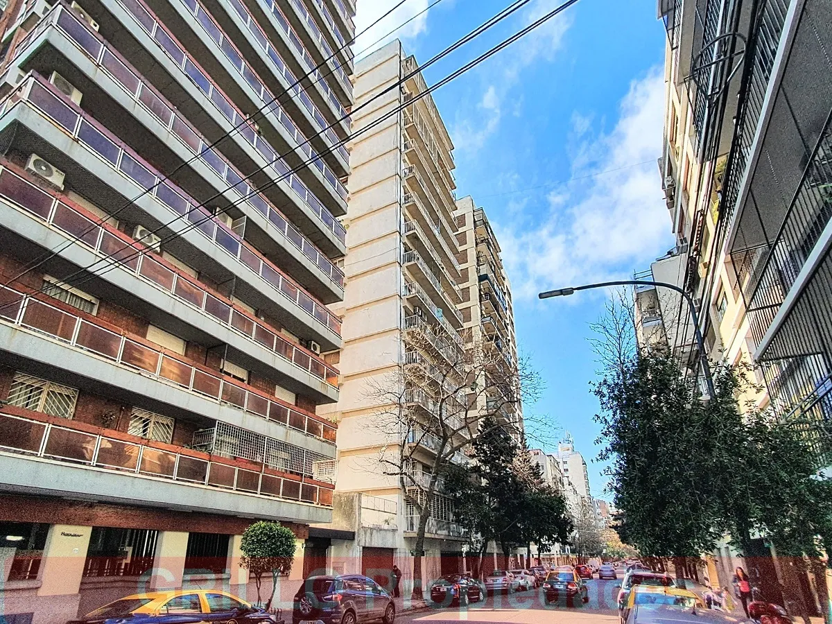 Av Olazabal 3215. Departamento Dos Ambientes. Cocina Independiente. Aire Acondicionado Y Calefacción