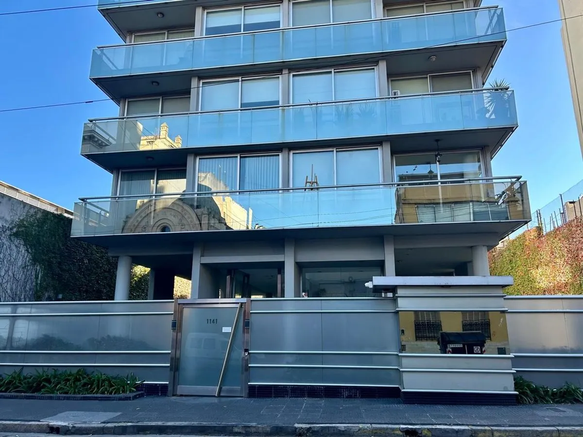 Alquiler - 2 Amb Luminoso -amenities- Cochera Opc