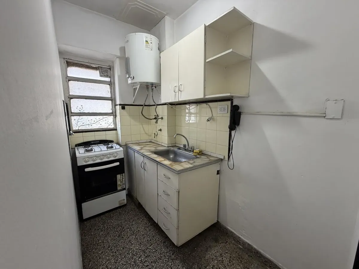 Departamento 2 Amb Al Frente Con Balcon - Alquiler- Ramos Mejia