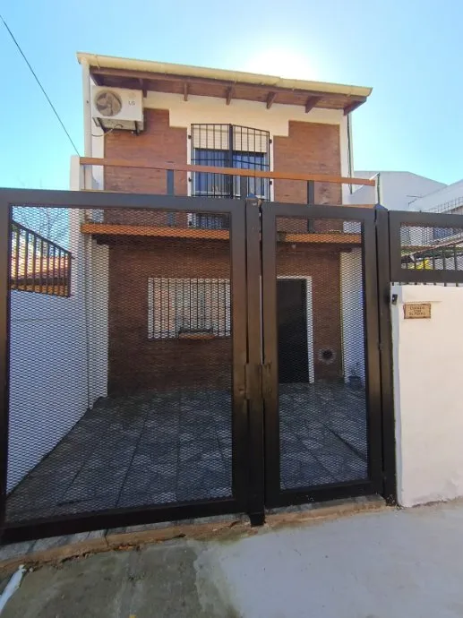 Duplex En Alquiler En Victoria