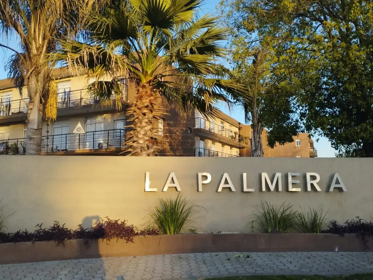 Alquiler Departamento 2 Amb Con Cochera En Moreno La Palmera