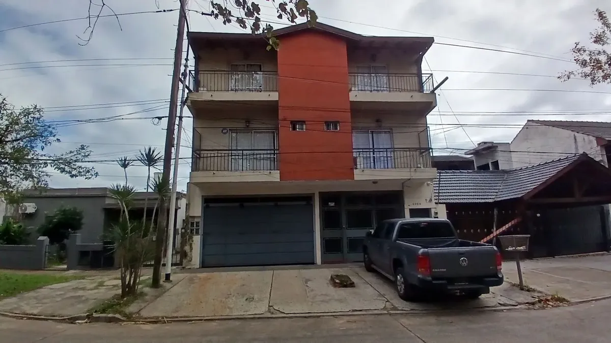 2BR, 2 front balconies